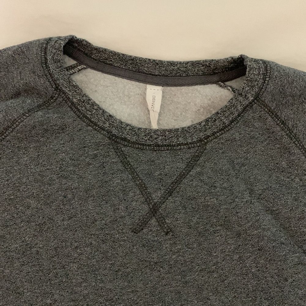 Crewneck - Picture 2 of 3